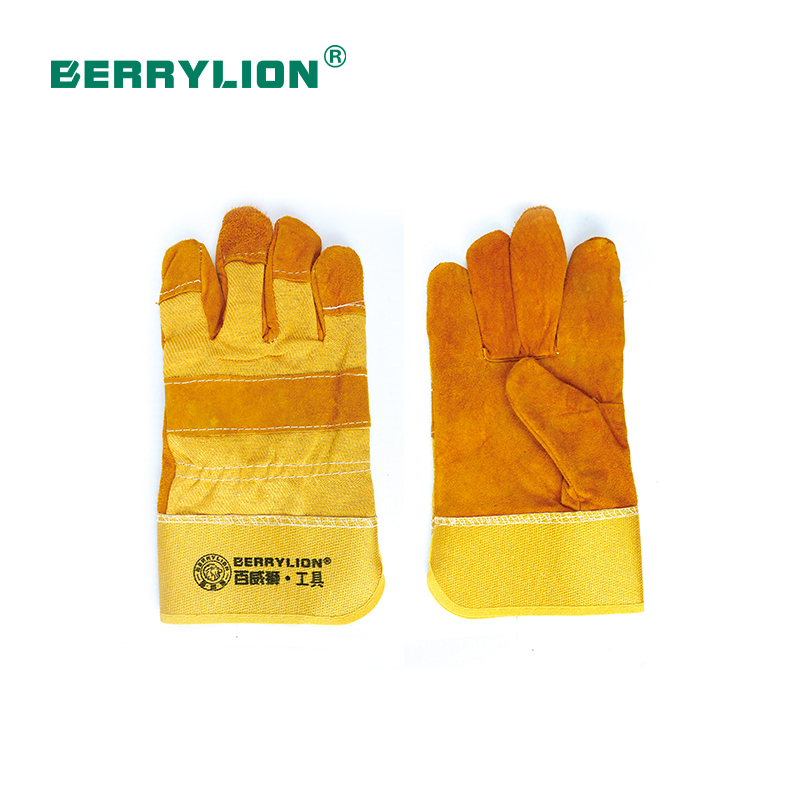 Gold 8 Figure Short Gloves