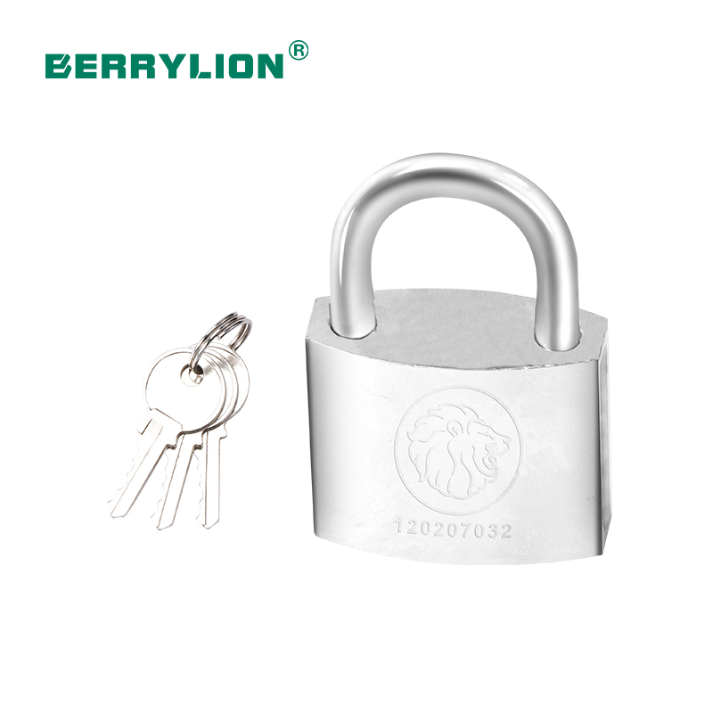 Steel plating padlock